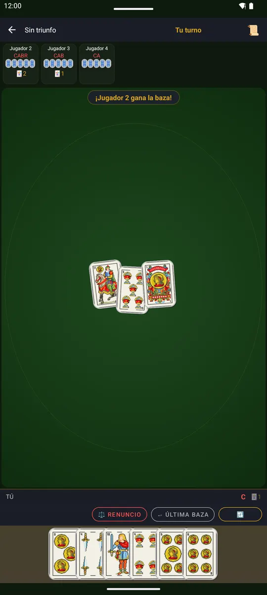 Partida contra la IA: mesa con las cartas de la baza y la mano del jugador